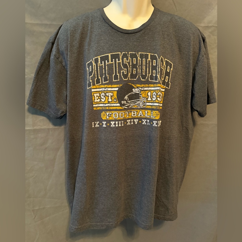 👕Men’s Pittsburg Steelers Football Short Sleeve T-shirt Size XL Charcoal Gray